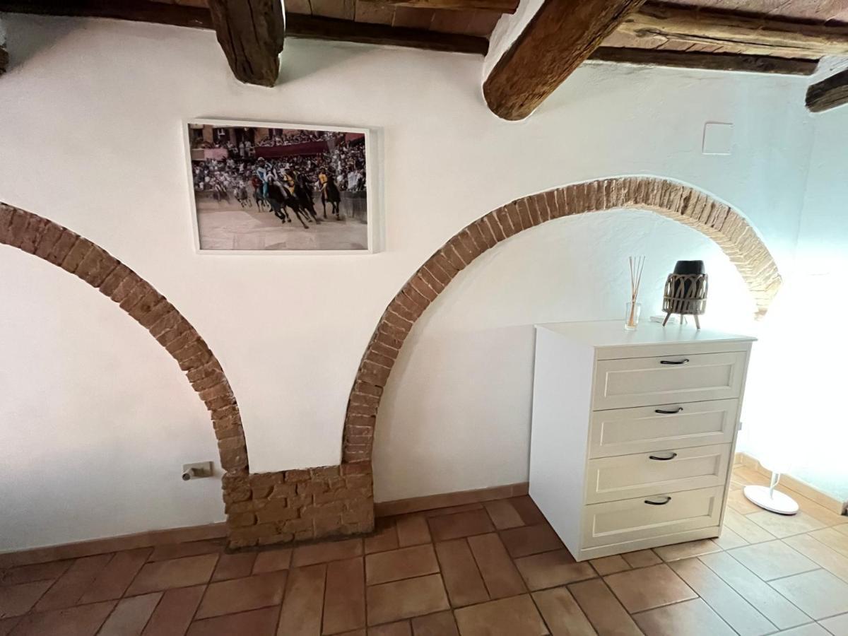 Gli Archi Nel Cuore Di Siena Luaran gambar